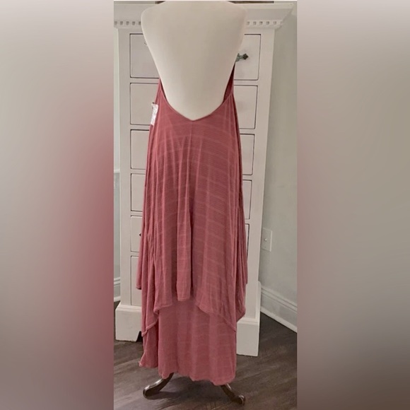 Free People Chrissy Tiered Halter Maxi Dress. Rouge Color. Size Large - Picture 8 of 13